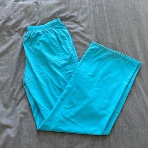 🌿 3/$20 Baby blue scrub pants